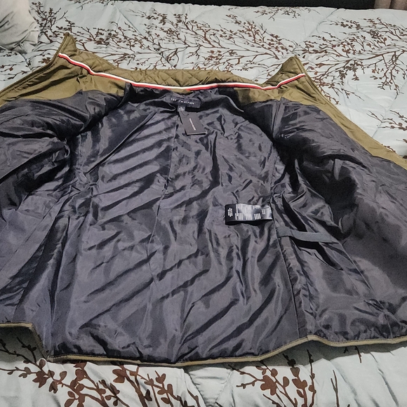 Tommy Hilfiger Quilted Khaki Women's Jacket - Picture 3 of 5
